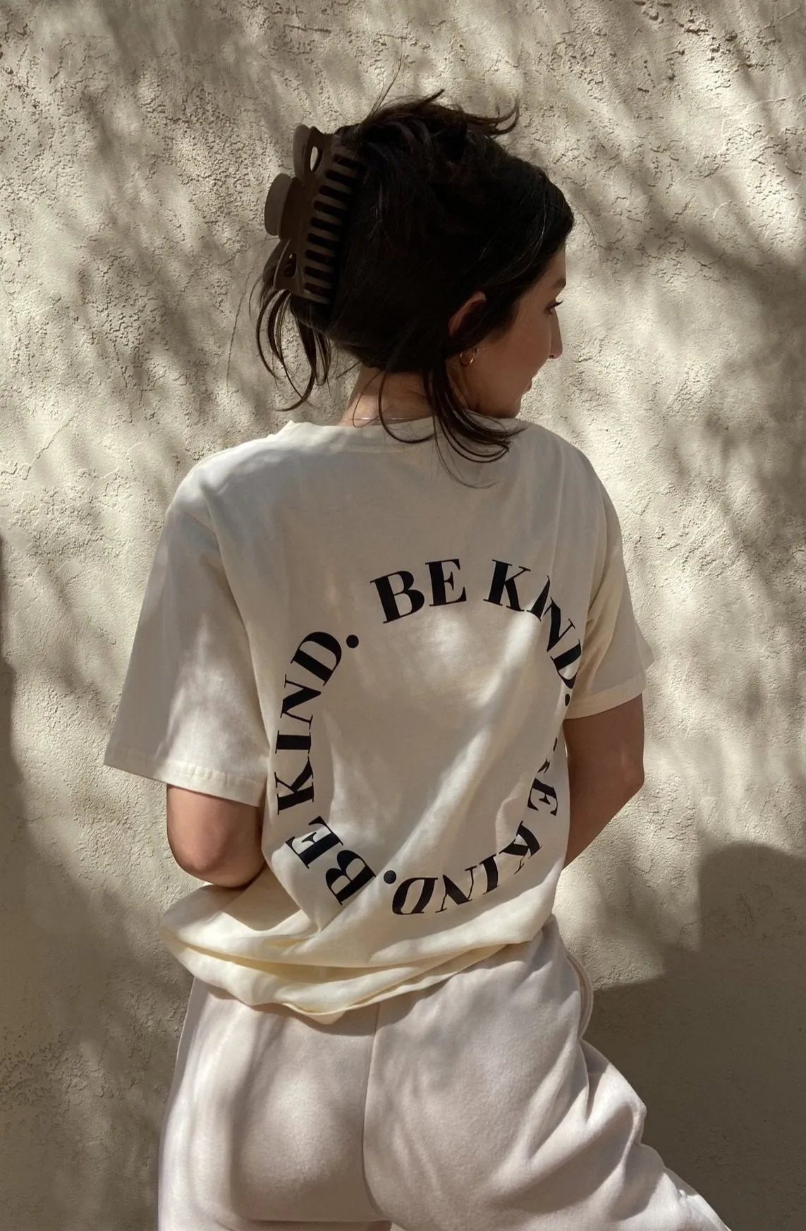 BE KIND. Tee