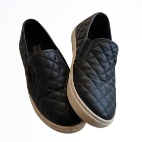 Steve Madden Ecentrcq Black Quilted Faux Leather Slip On Loafer Sneakers Size 7B