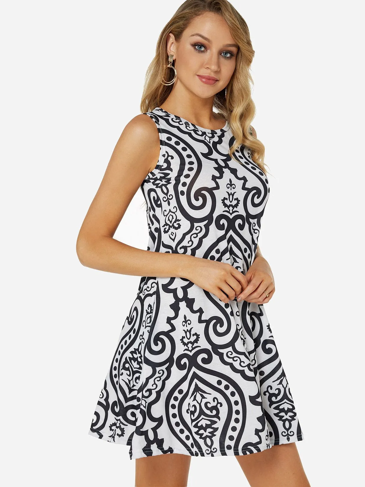 Wholesale Black Round Neck Sleeveless Printed Casual Dresses